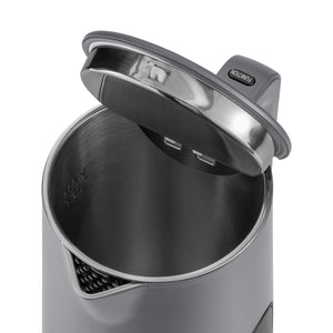Innenansicht eines Wasserkochers 1.5 Liter mit offenem Deckel und Edelstahloberfläche.