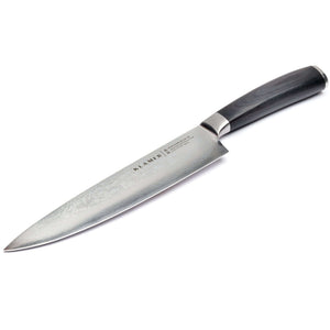 Damast Chefmesser 20cm mit schwarzem Griff und geschwungener Klinge aus japanischem Damaszener Stahl.
